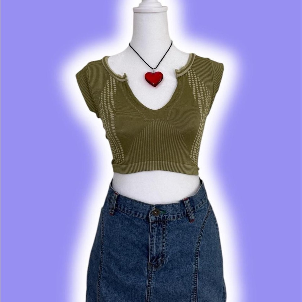 Urban Outfitters Crop Top